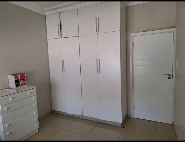 4 BEDROOM FREESTANDING FOR SALE IN UVONGO